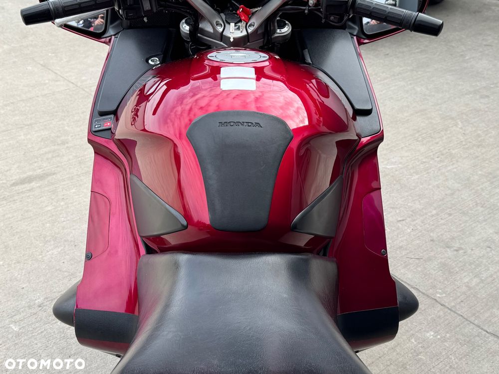 Honda ST - 29
