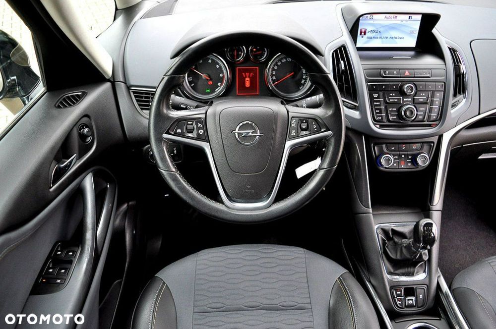 Opel Zafira 2.0 CDTI Cosmo - 24