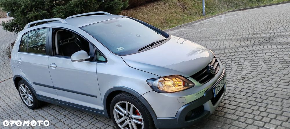 Volkswagen Golf Plus 1.9 TDI Cross - 12
