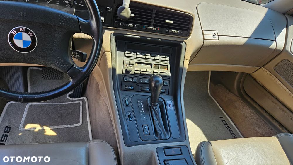 BMW Seria 8 - 10