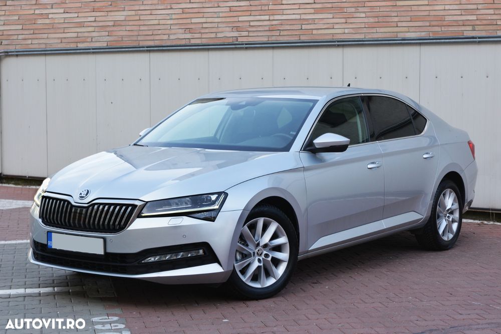 Skoda Superb 2.0 TDI DSG Ambition - 1
