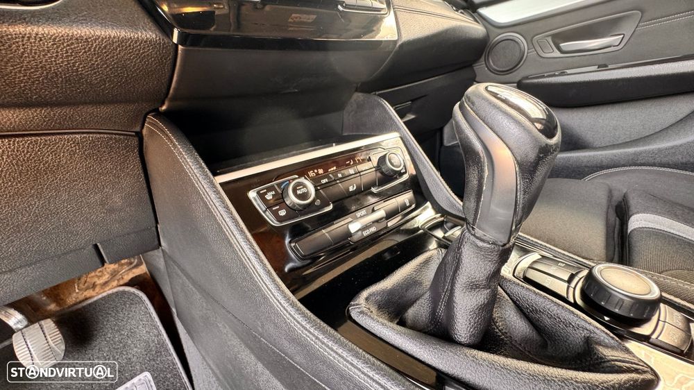 BMW 216 Gran Tourer d 7L Line Sport - 29