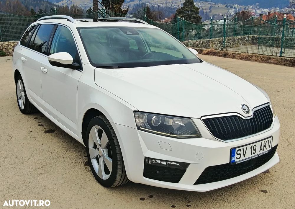Skoda Octavia 2.0 TDI AMBITION DSG - 32