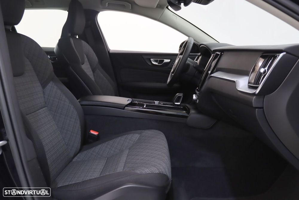 Volvo V60 2.0 T6 AWD TE Core - 9