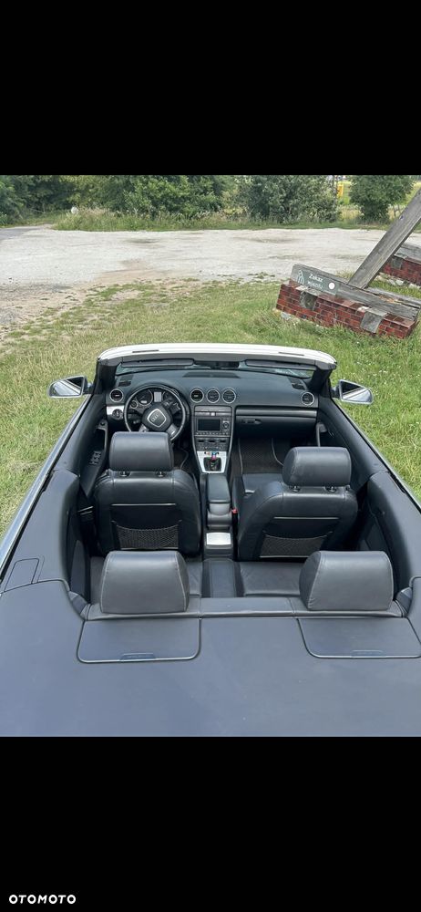 Audi A4 Cabrio 2.0 TDI DPF - 5