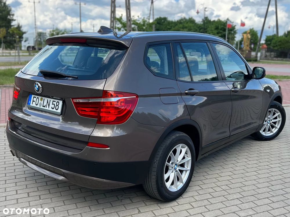 BMW X3 xDrive20d - 16