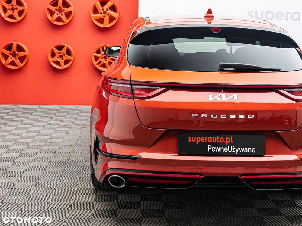 Kia ProCeed 1.6 T-GDI GT DCT - 25