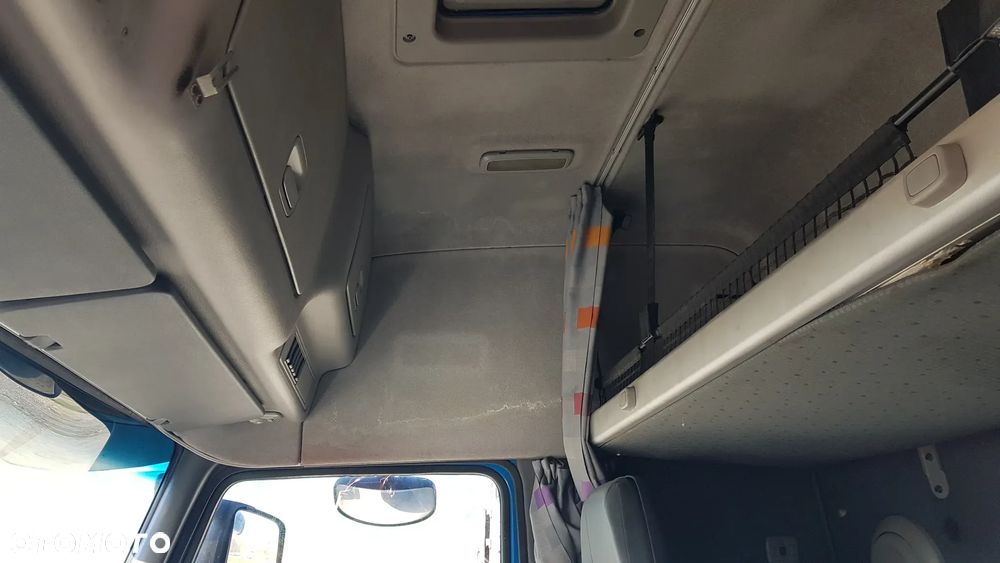 KABINA VOLVO FH KOMPLETNA - 5