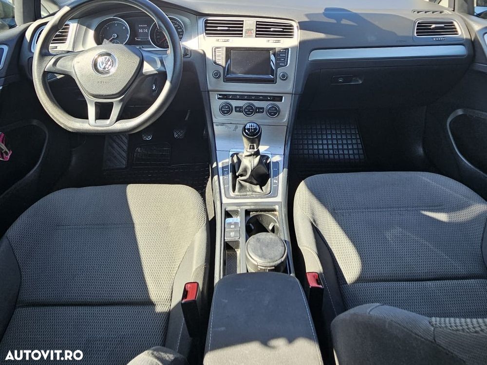 Volkswagen Golf 1.6 TDI DPF BlueMotion Technology Comfortline - 14