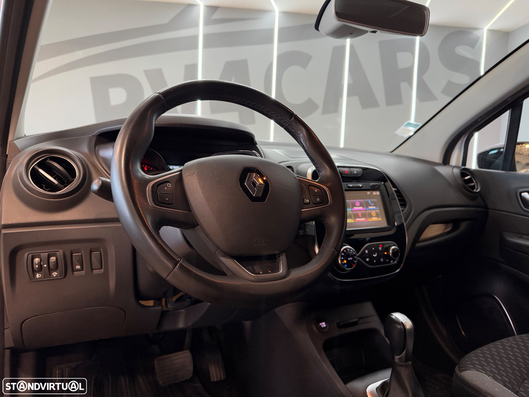 Renault Captur 1.5 dCi Exclusive XMOD EDC - 3