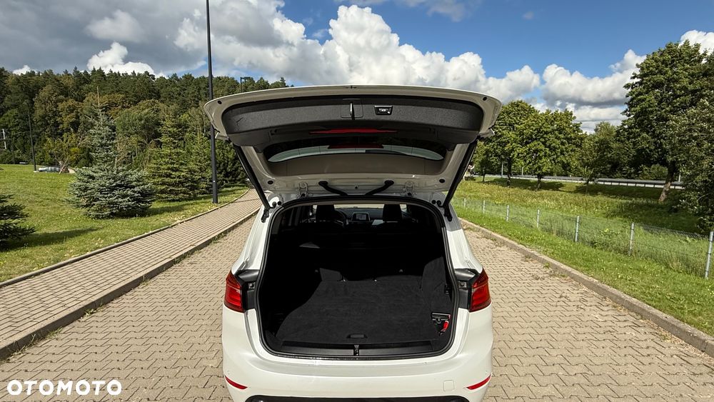 BMW Seria 2 218d Luxury Line sport - 13