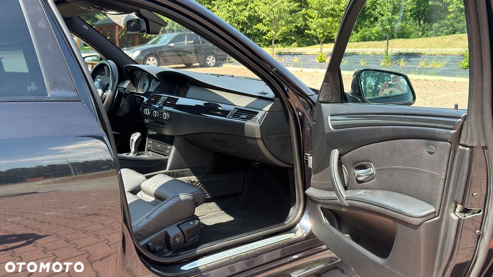 BMW Seria 5 - 23