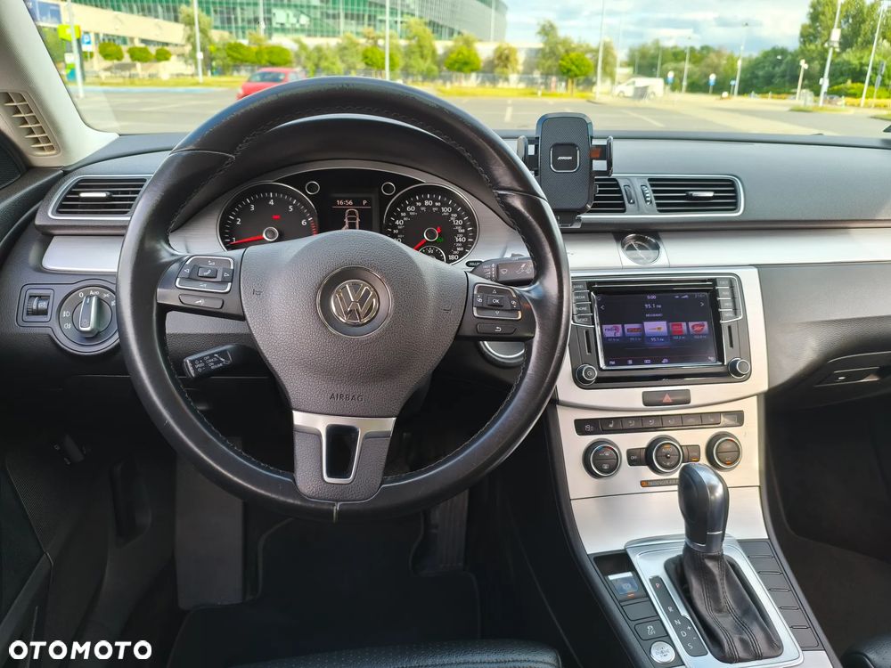 Volkswagen CC 2.0 TSI DSG - 26