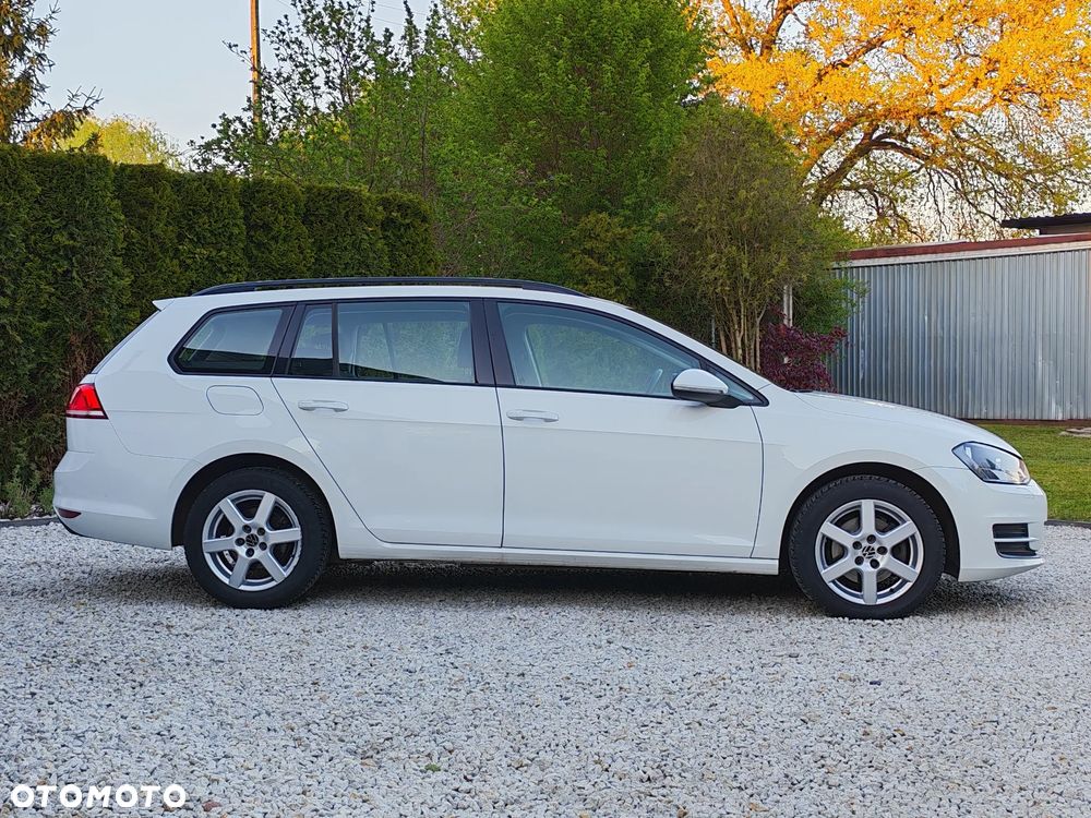Volkswagen Golf 1.6 TDI BlueMotion Technology Lounge - 8