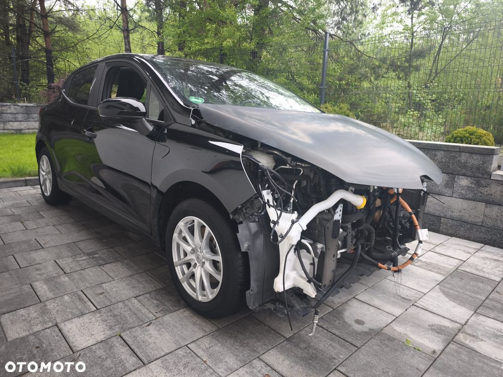 Renault Clio 1.6 E-TECH Equilibre - 26