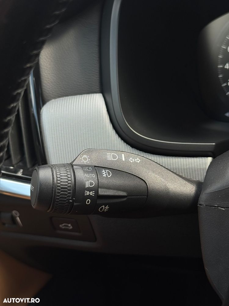 Volvo S90 D5 AWD Inscription - 35