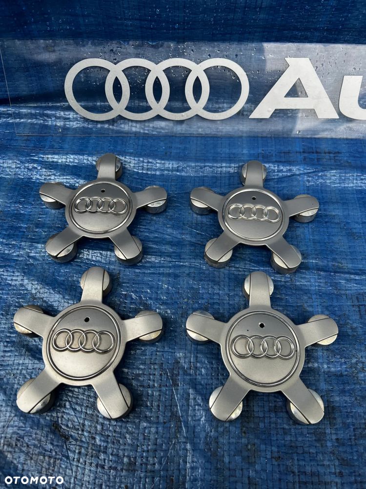 DEKIELKI AUDI A4 A5 A6 A8 Q5 8R0601165 - 1