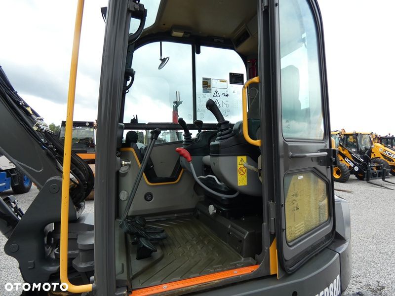 Volvo ECR88D ROTOTILT ZE SZCZYPCAMI / Super Stan / Nowe podwozie / - 14
