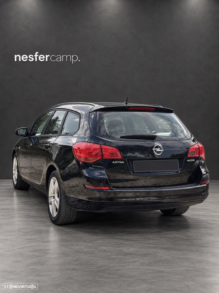 Opel Astra 1.7 CDTi Cosmo - 2