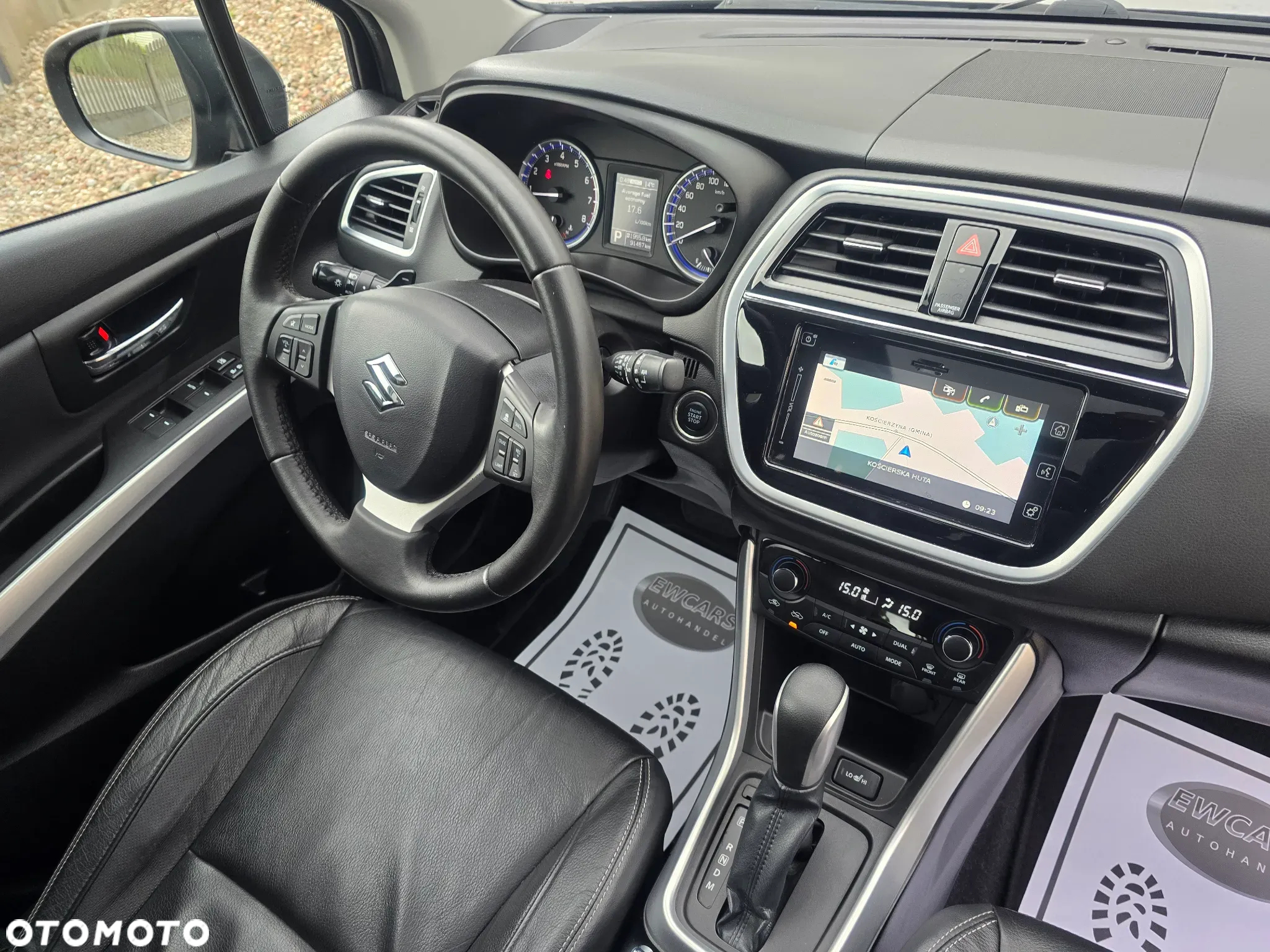 Suzuki SX4 S-Cross 1.4 T Premium 4WD - 36