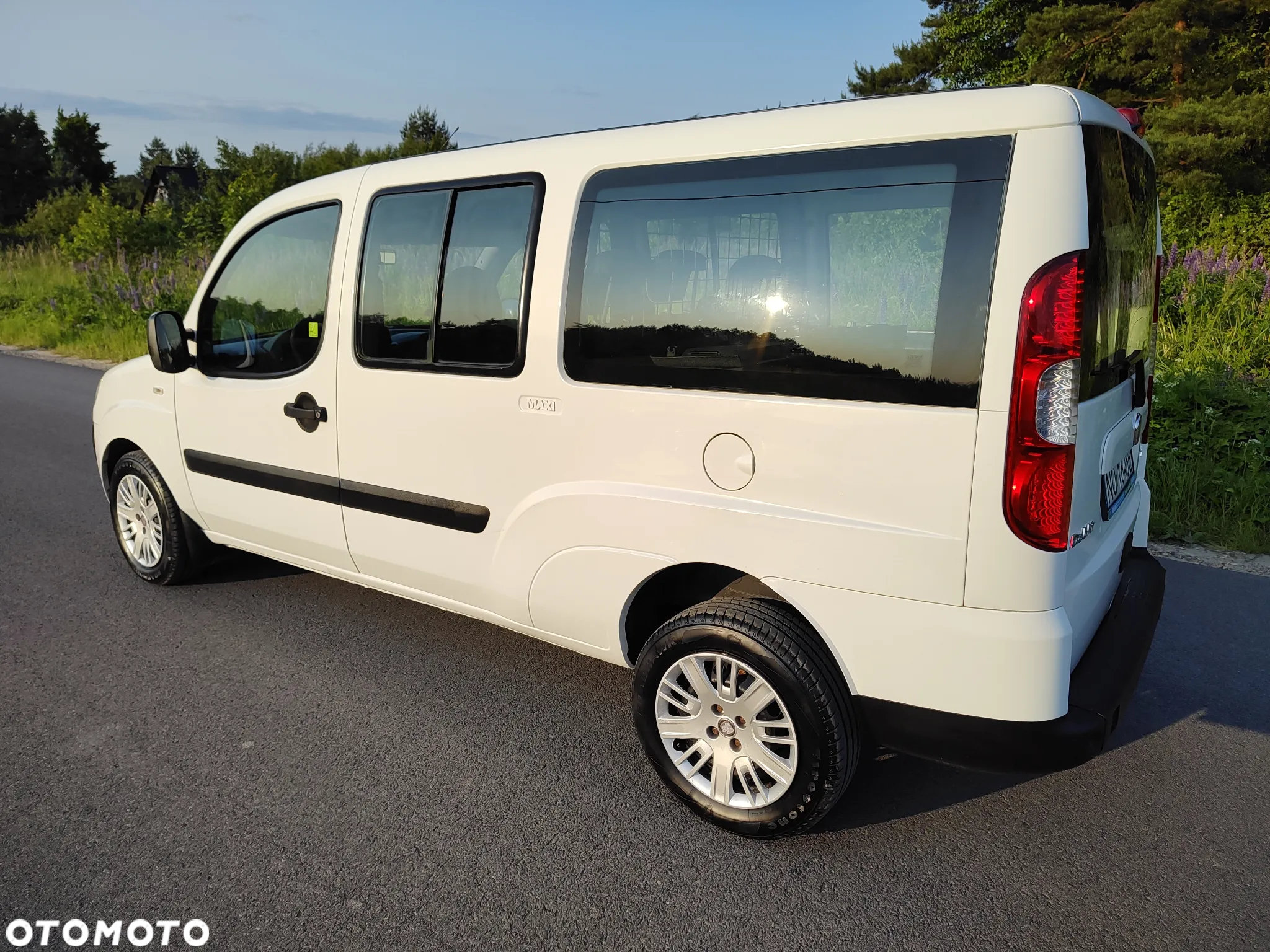 Fiat Doblo II 1.9 JTD Active - 25