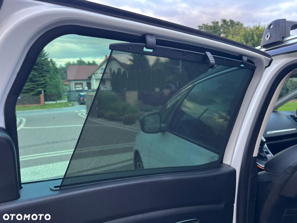 Renault Grand Scenic - 13