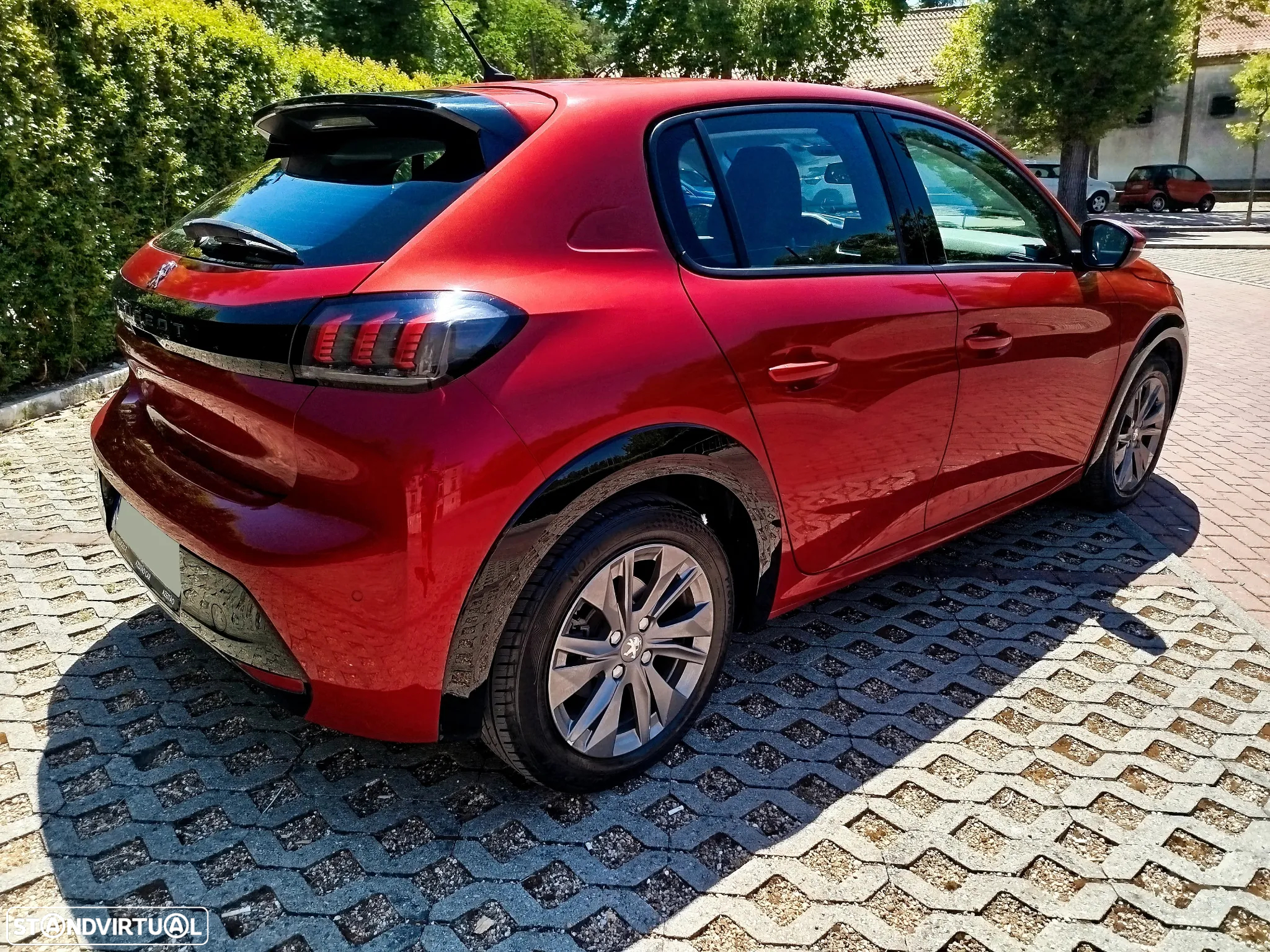 Peugeot e-208 50 kWh Allure - 5