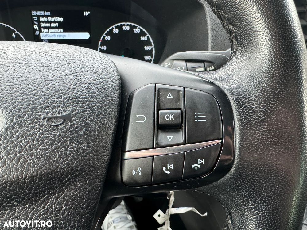 Ford Tourneo Custom 320 L2H1 VA Titanium - 35