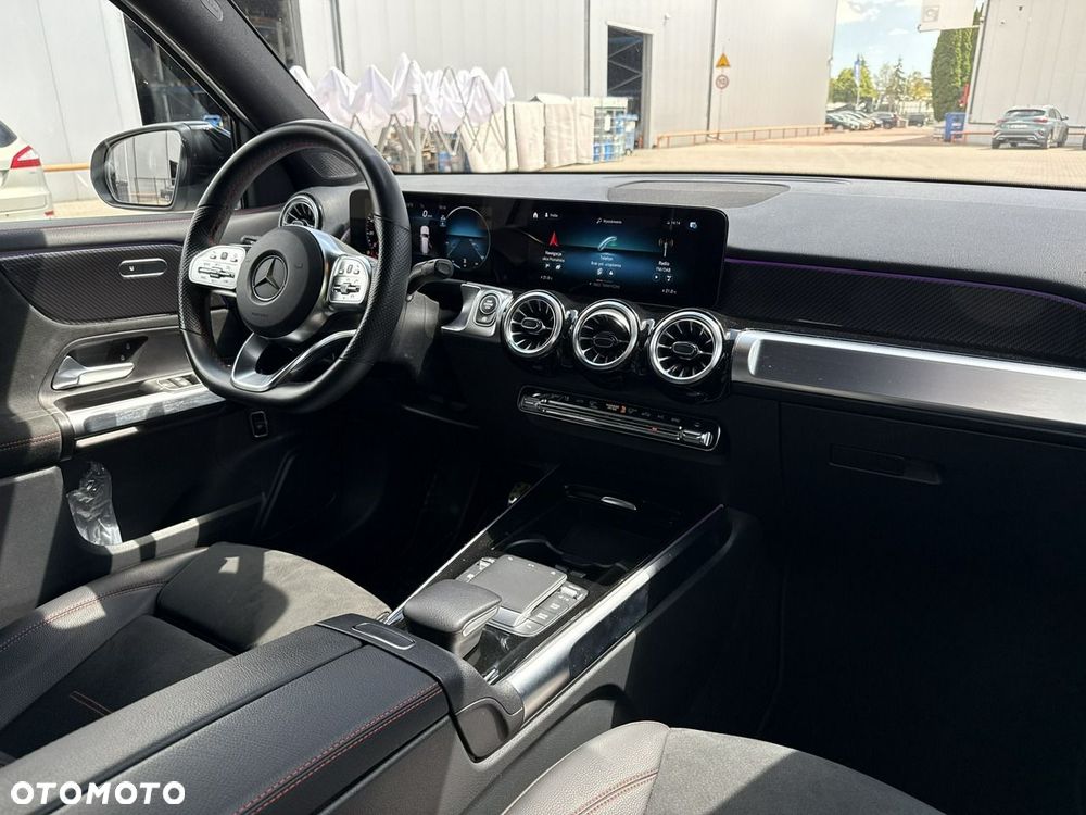 Mercedes-Benz GLB 200 7G-DCT - 22