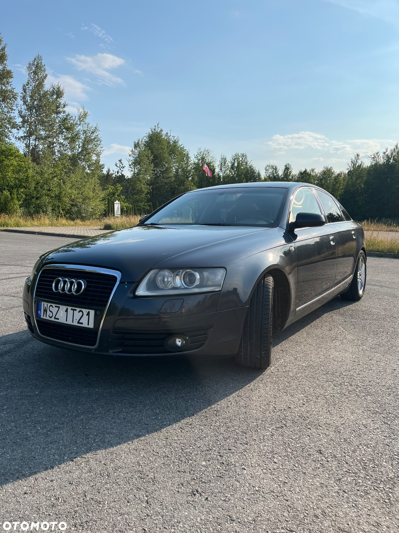 Audi A6 2.4 - 6