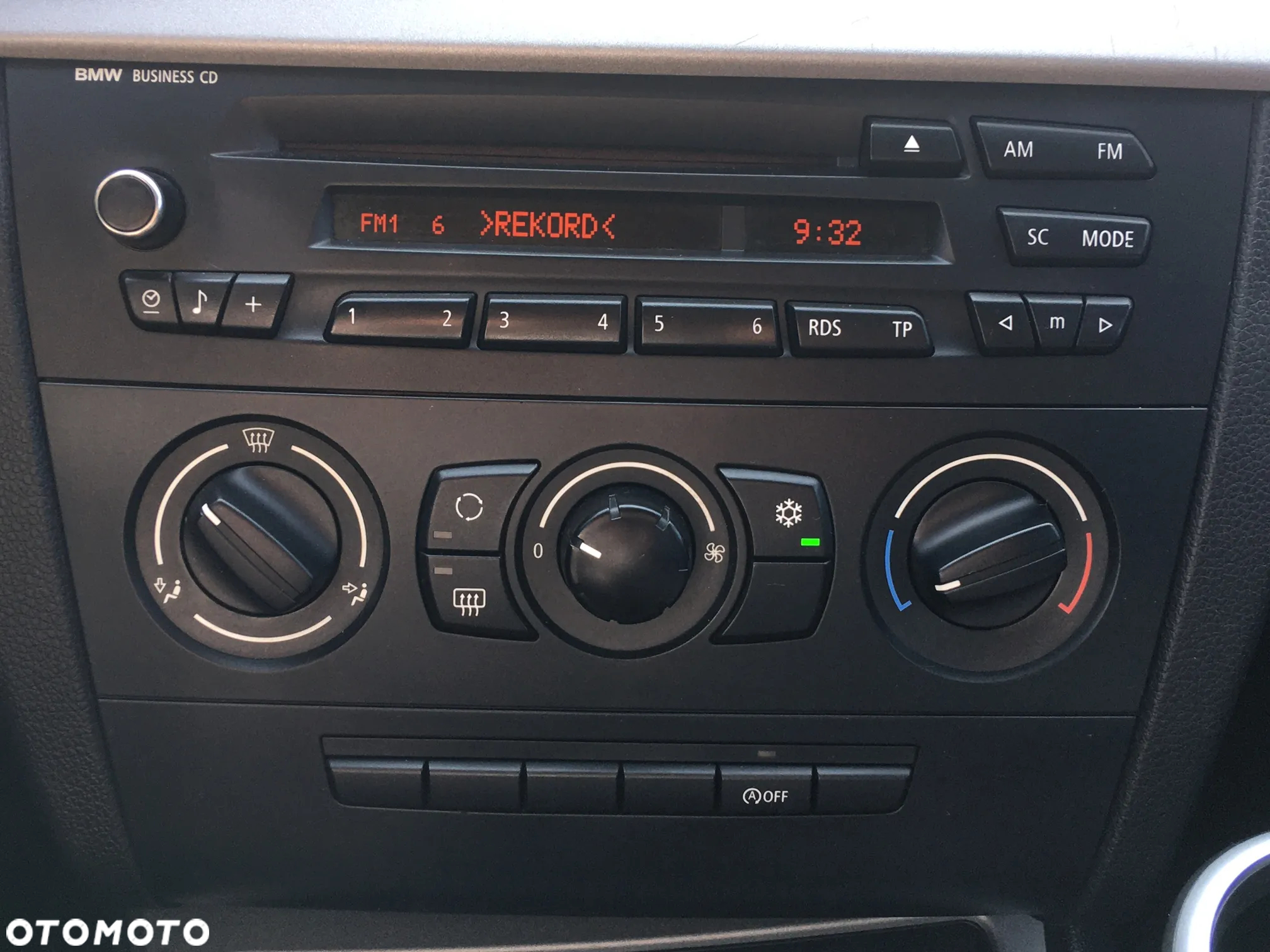 BMW Seria 1 118i - 12