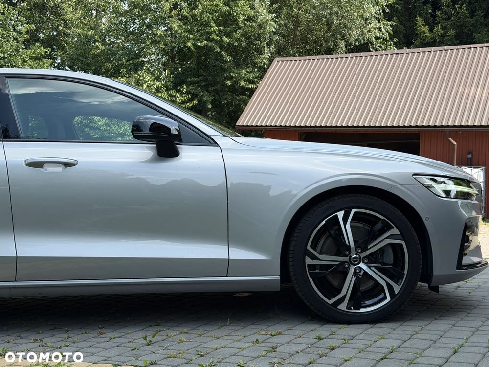 Volvo S60 B5 B AWD Ultimate Dark - 5