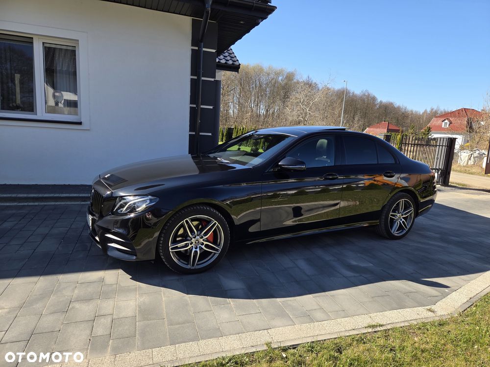 Mercedes-Benz Klasa E 220 d 9G-TRONIC - 1