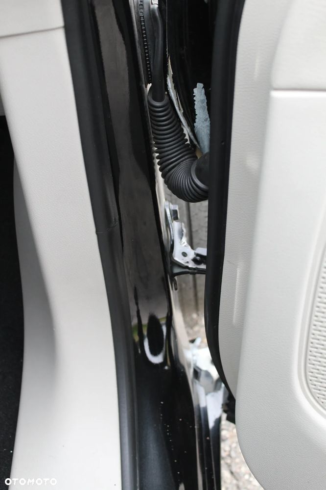 Chrysler Pacifica - 14