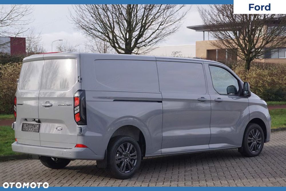 Ford Transit Custom 320 L2H1 Limited A8 2.0 170KM - 4