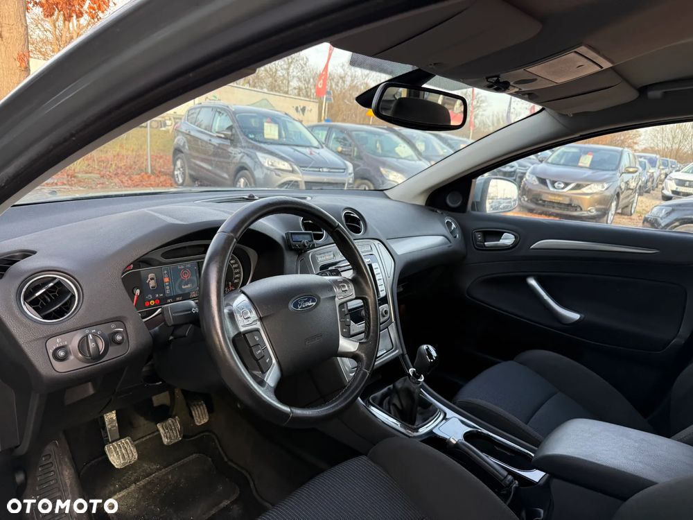 Ford Mondeo 2.0 Viva Titanium - 22