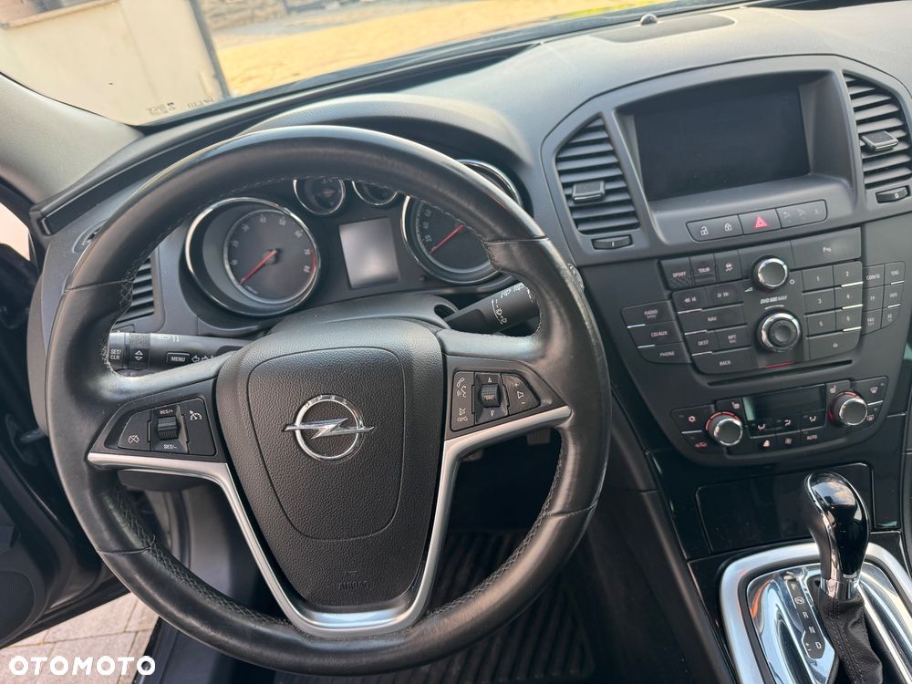Opel Insignia 2.0 Turbo Sports Tourer 4x4 Automatik Cosmo - 21