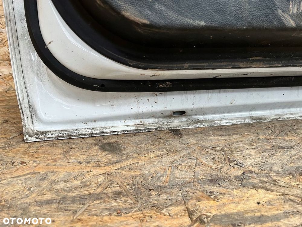 Drzwi PRZEDNIE PRAWE prawy przód OPEL ASTRA J IV KOMBI Lakier: GAZ Z40R - 14
