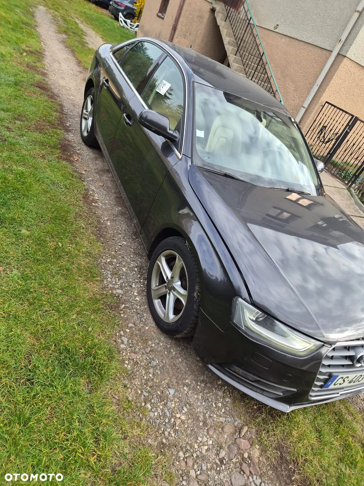 Audi A4 Limousine