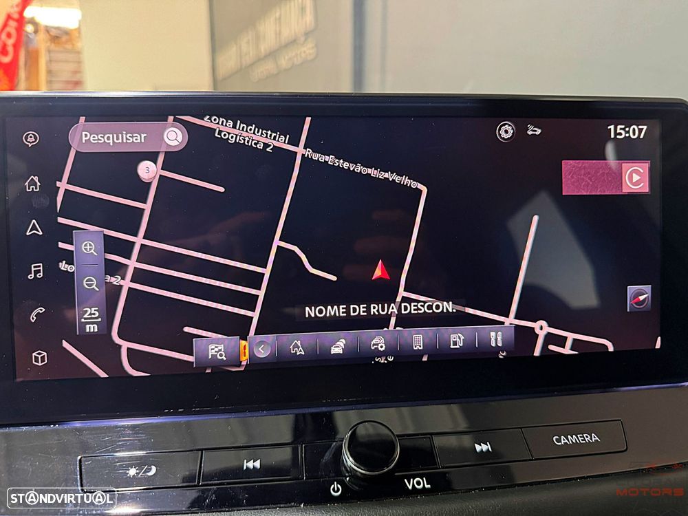 Nissan Qashqai 1.3 DIG-T N-Connecta LED Xtronic - 29