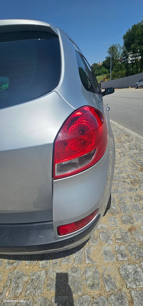 Renault Clio Break 1.2 TCE Dynamique S - 10