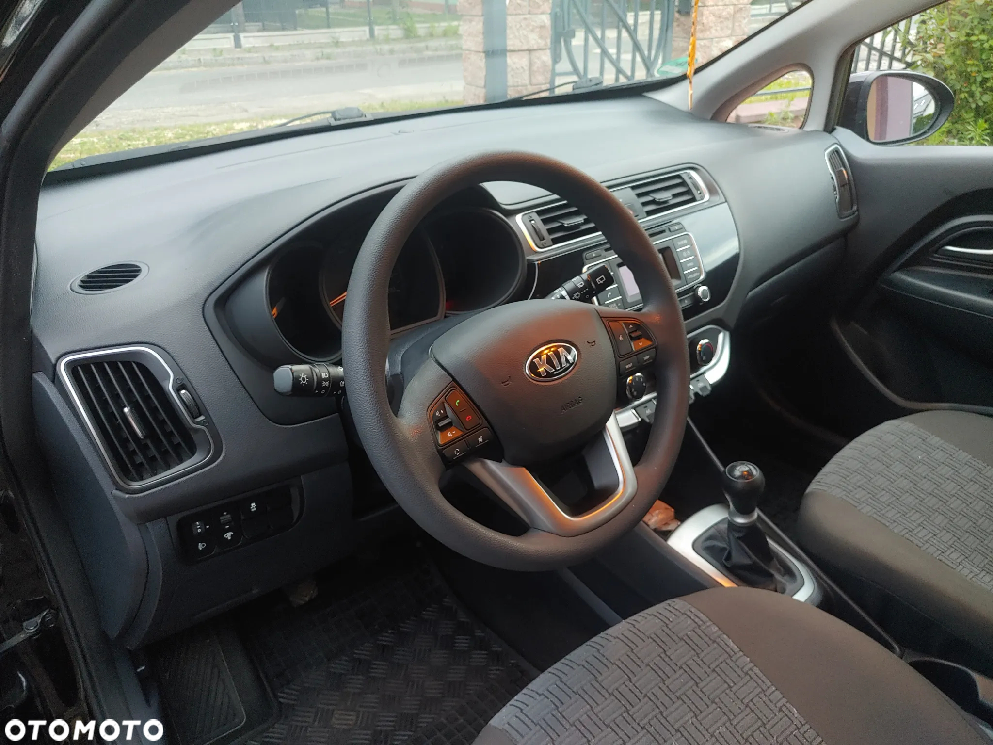 Kia Rio 1.2 Business Line - 3