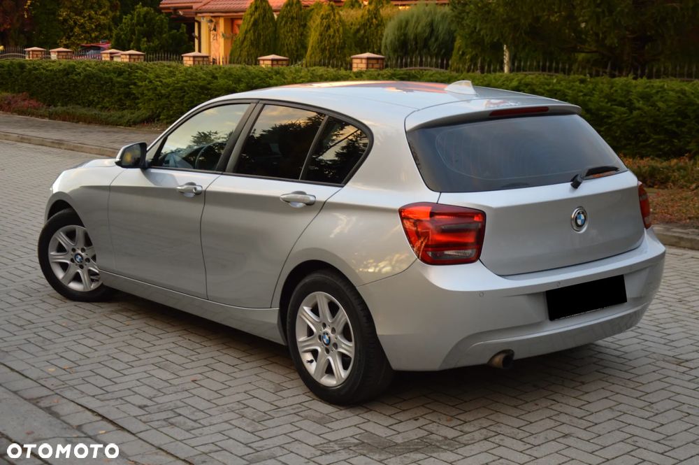 BMW Seria 1 116i Sport Line - 4