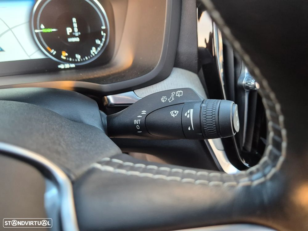 Volvo V60 2.0 T8 AWD TE Inscription - 31