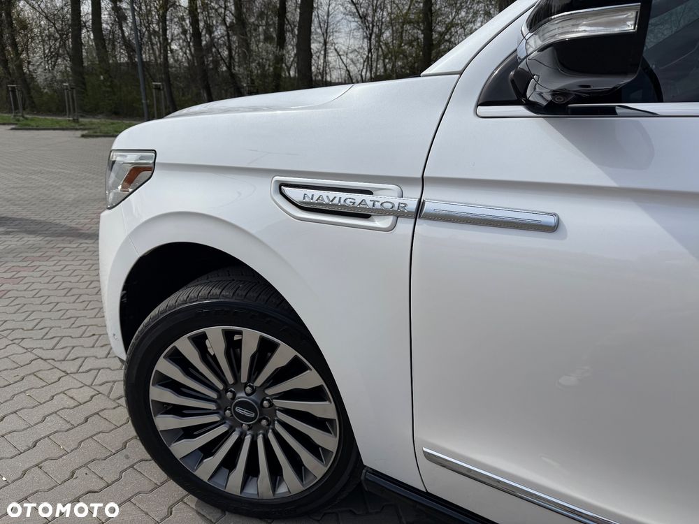 Lincoln Navigator - 7