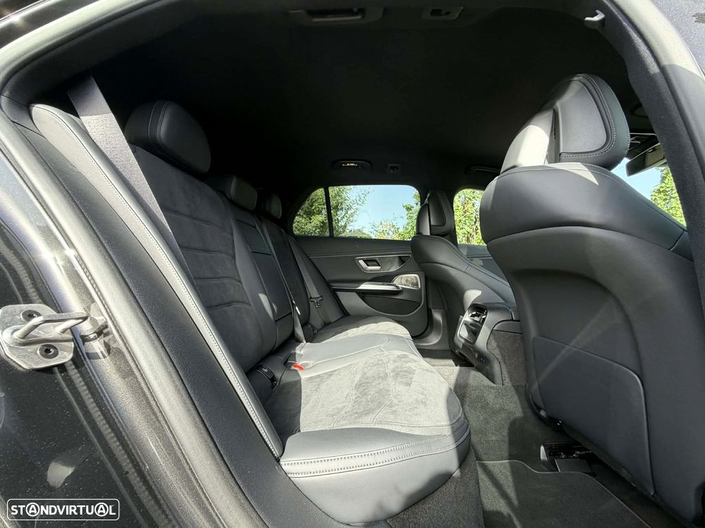 Mercedes-Benz E 300 de - 34