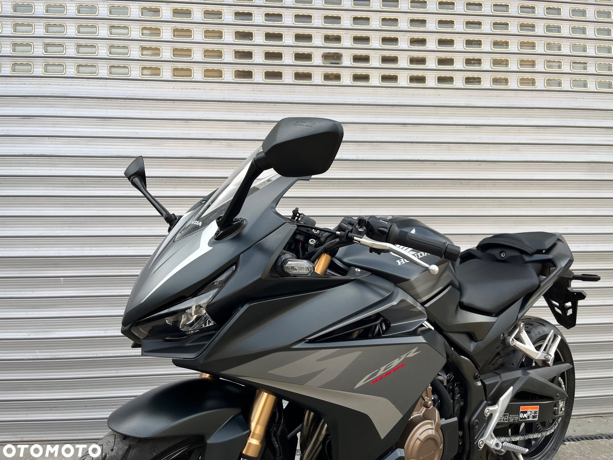 Honda CBR - 35