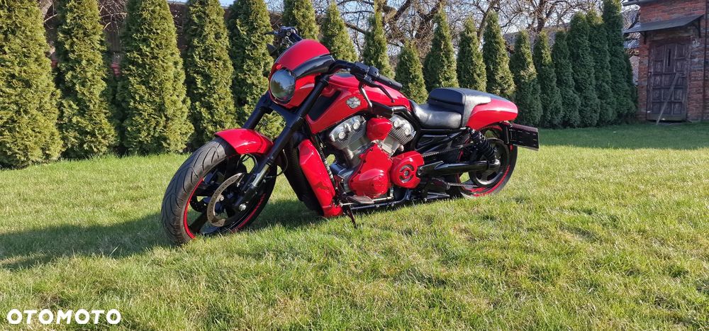 Harley-Davidson V-Rod Muscle - 1