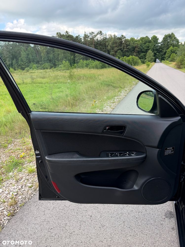 Hyundai i30 i30cw 1.6 CRDi FIFA WM Edition - 21