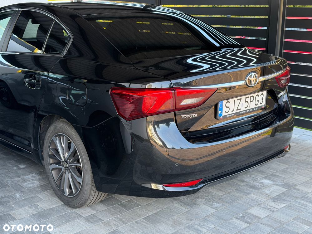 Toyota Avensis 1.8 Premium MS - 8